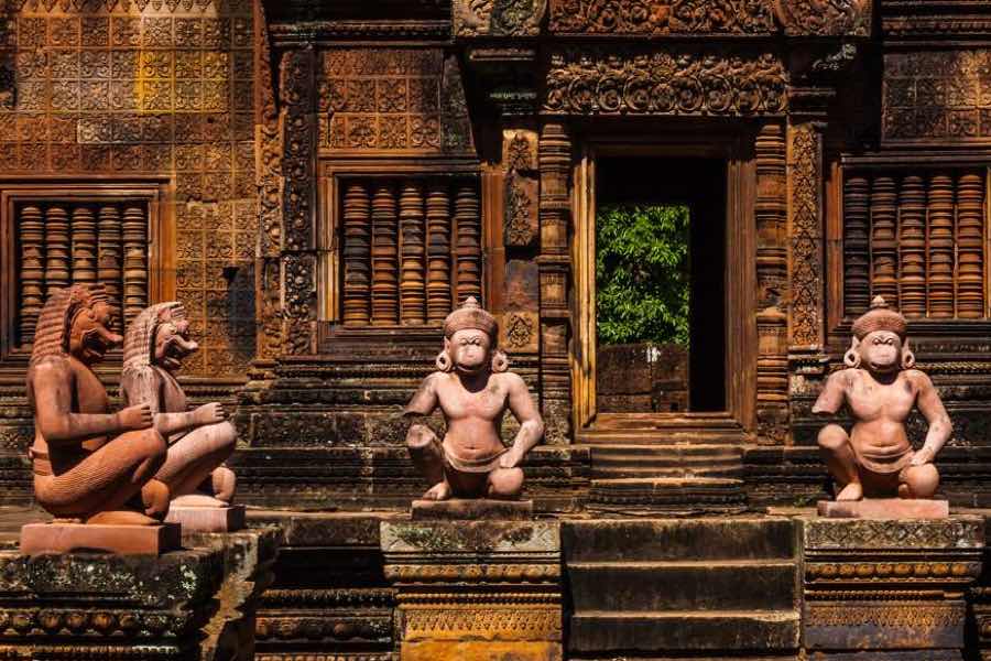 Il bellissimo tempio di Benteay Srei